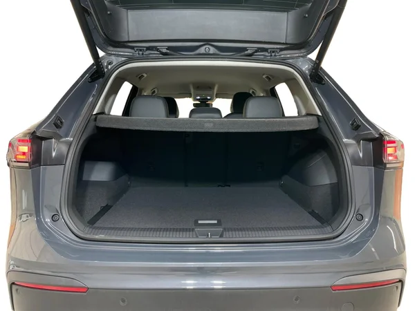 VOLKSWAGEN Tiguan (2024) — foto 6 van 17
