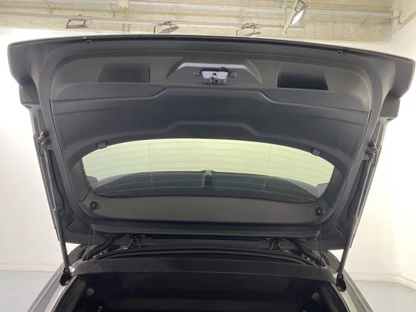 Opel Astra (2023) — foto 26 van 35