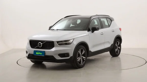 Volvo Xc40 (2021) — foto 1 van 24