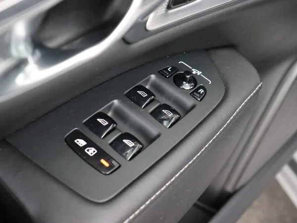 VOLVO S90 (2023) — foto 19 van 33