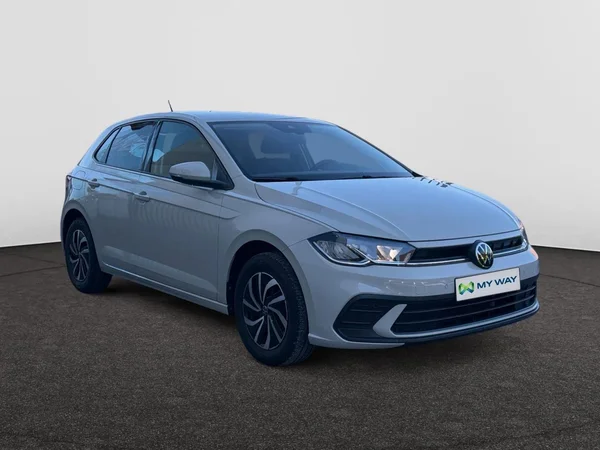 VOLKSWAGEN Polo (2023) — foto 10 van 15