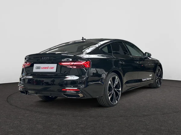 AUDI A5 Sportback (2025) — foto 2 van 7