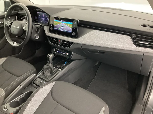 SKODA Scala (2025) — foto 8 van 36