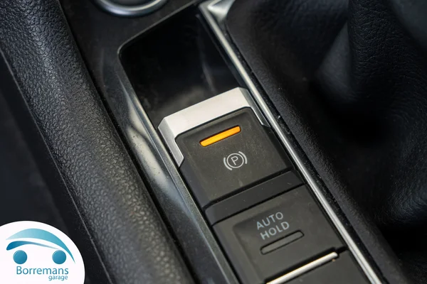Volkswagen Tiguan (2023) — foto 38 van 48