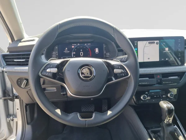 SKODA Scala (2025) — foto 4 van 24