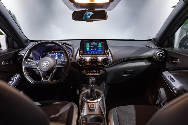 Nissan Juke (2022) — foto 2 van 31