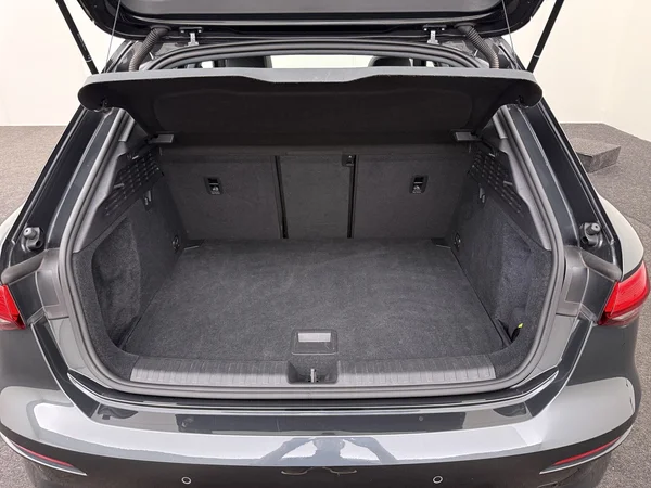 AUDI A3 (2021) — foto 8 van 24