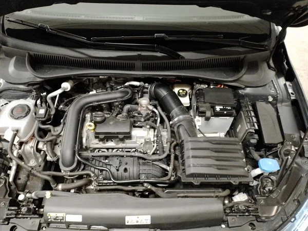 VOLKSWAGEN Polo (2022) — foto 13 van 22