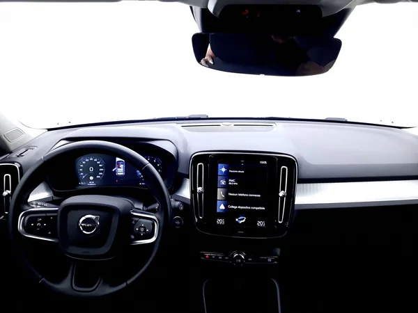 Volvo Xc40 (2022) — foto 23 van 23