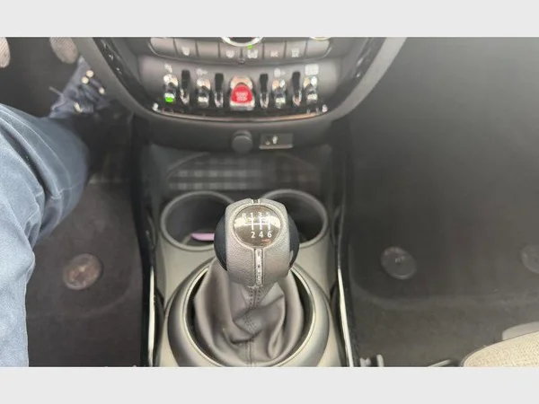 MINI Mini Clubman (2022) — foto 8 van 20