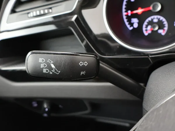 Volkswagen Touran (2022) — foto 11 van 29