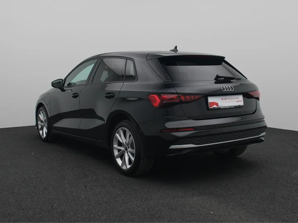 AUDI A3 Sportback PHEV (2025) — foto 11 van 17