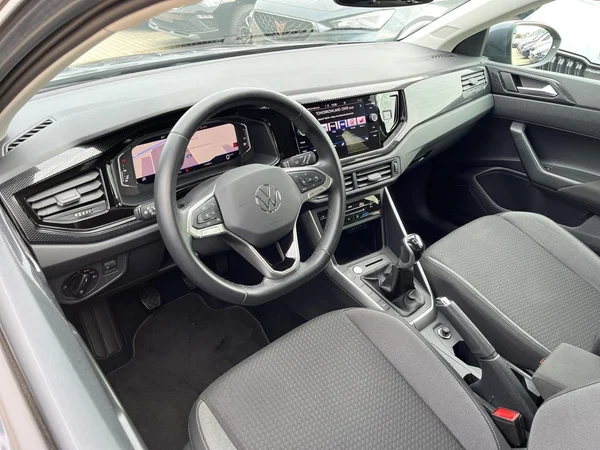 VOLKSWAGEN Taigo (2024) — foto 20 van 21