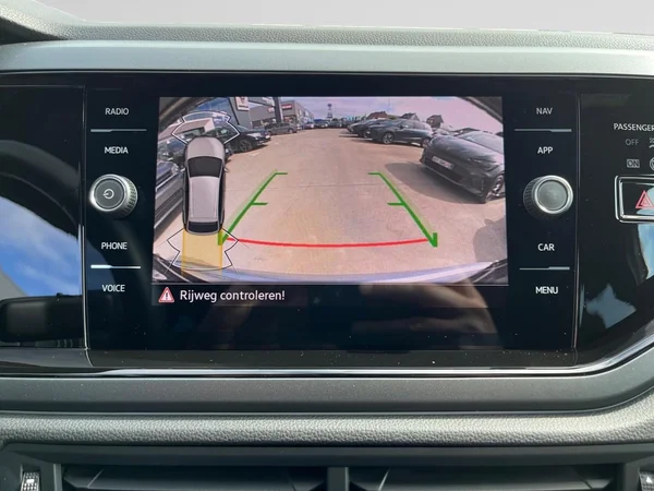 VOLKSWAGEN Taigo (2024) — foto 6 van 22