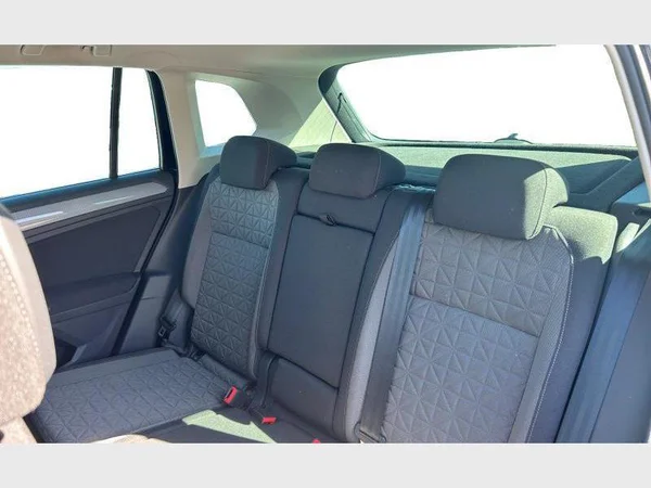 Volkswagen Tiguan (2023) — foto 2 van 29