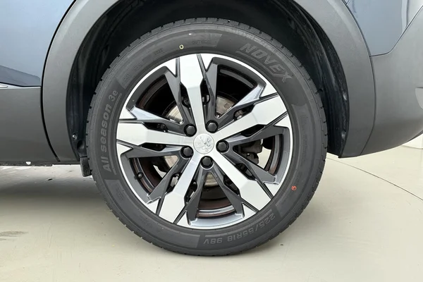 Peugeot 5008 (2019) — foto 22 van 25