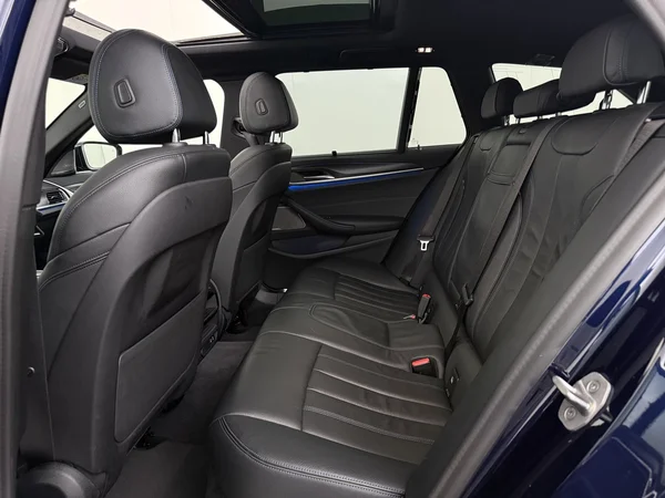 BMW 530 (2021) — foto 5 van 36