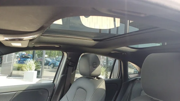Mercedes-Benz GLA (2023) — foto 5 van 7