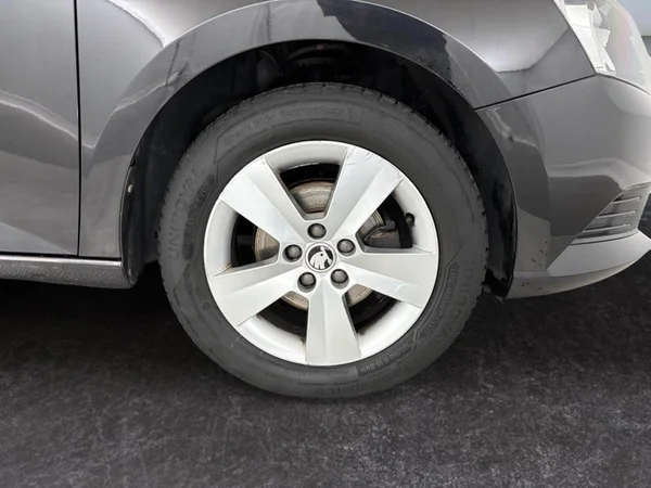 SKODA Fabia (2018) — foto 17 van 17