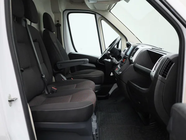 Opel Movano (2023) — foto 4 van 38