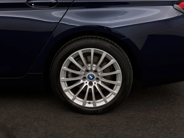 BMW 530 (2022) — foto 7 van 34