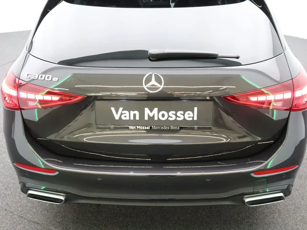 Mercedes-Benz C-Klasse (2025) — foto 13 van 24