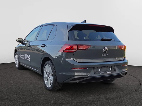 VOLKSWAGEN Golf VIII (2025) — foto 12 van 20