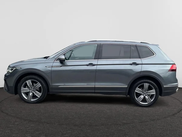 VOLKSWAGEN Tiguan Allspace Dsl (2023) — foto 12 van 24