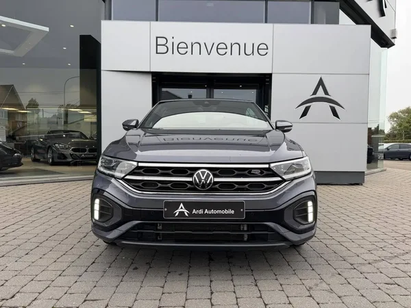 Volkswagen T-Roc (2023) — foto 12 van 26