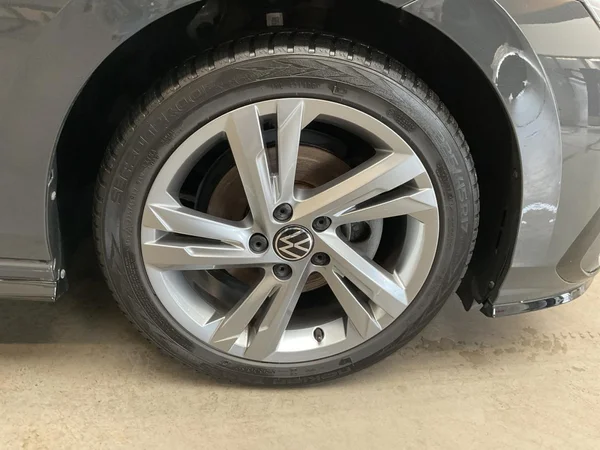 VOLKSWAGEN Golf VIII (2023) — foto 14 van 21