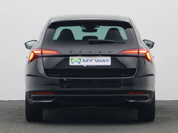 SKODA Scala (2025) — foto 10 van 23