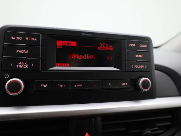 Kia Picanto (2021) — foto 8 van 34