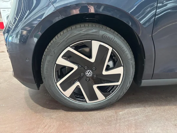 VOLKSWAGEN ID.Buzz Lwb (2026) — foto 16 van 24