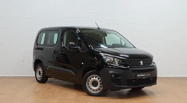 Peugeot Partner (2021) — foto 12 van 25