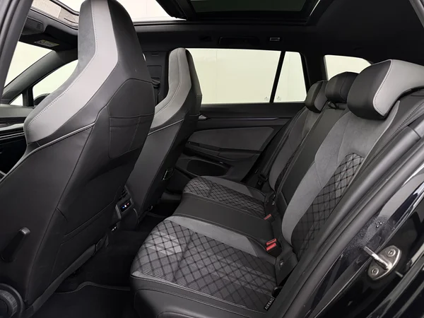 VOLKSWAGEN Golf Variant (2022) — foto 5 van 33