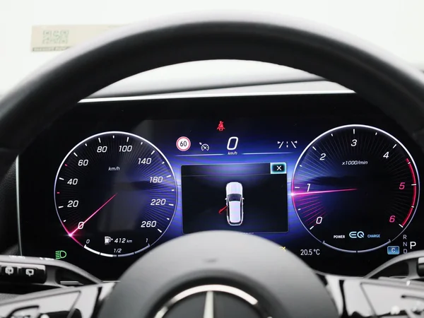 Mercedes-Benz C-Klasse (2022) — foto 42 van 43