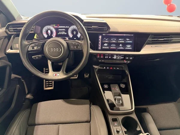 AUDI A3 Sportback (2024) — foto 5 van 28