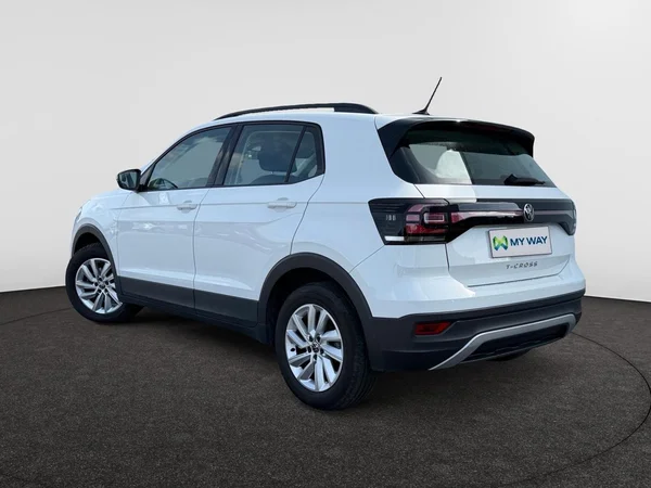 VOLKSWAGEN T-Cross (2021) — foto 12 van 24