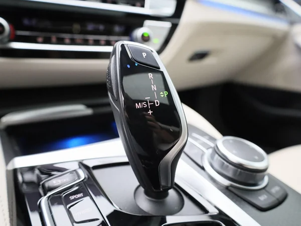 BMW 5 Reeks (2022) — foto 33 van 61