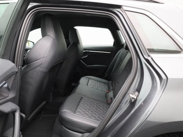 Audi A3 (2021) — foto 4 van 46