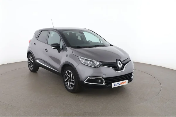 Renault Captur (2015) — foto 14 van 16