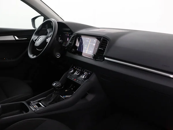 SKODA Karoq (2024) — foto 13 van 19