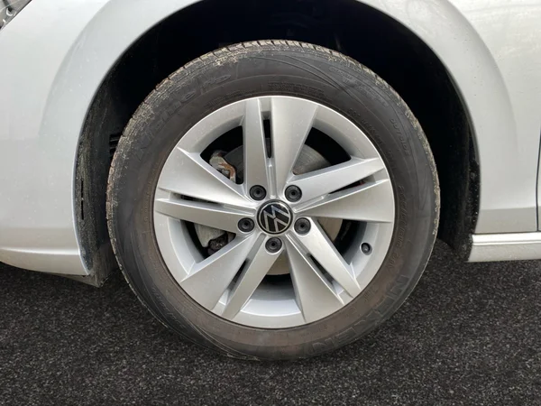 VOLKSWAGEN Golf VIII (2020) — foto 18 van 18