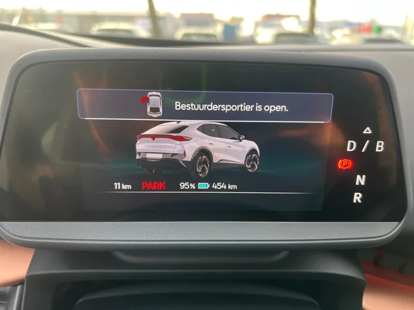 CUPRA Tavascan (2026) — foto 6 van 22