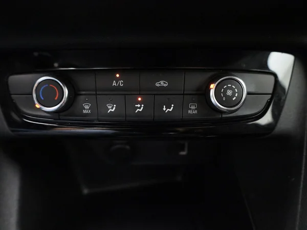Opel Corsa (2021) — foto 10 van 34