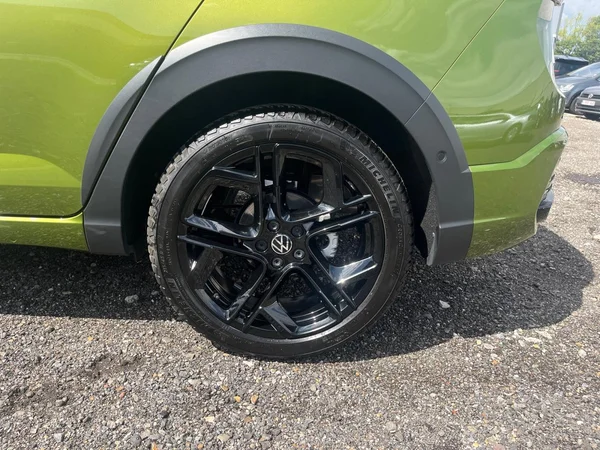 VOLKSWAGEN Taigo (2025) — foto 16 van 24
