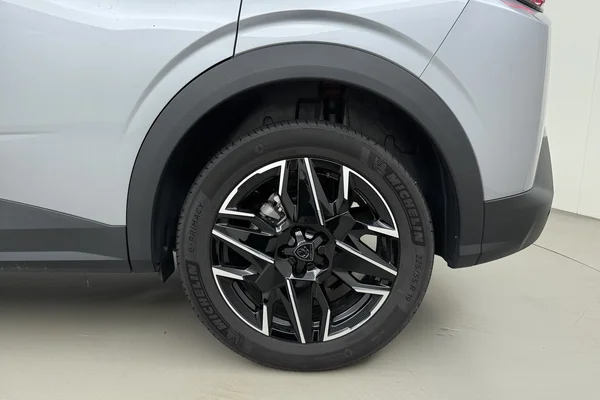 Peugeot 3008 (2025) — foto 14 van 17