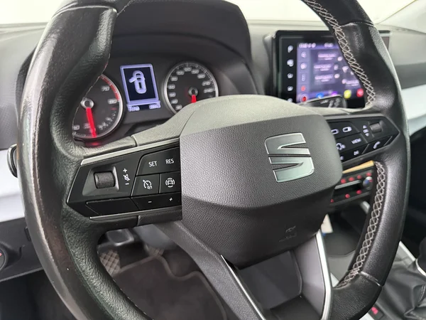 SEAT Arona (2022) — foto 9 van 24