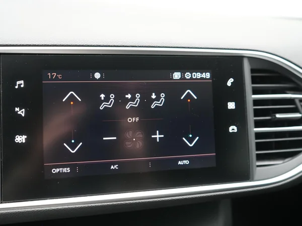 PEUGEOT 308 SW (2019) — foto 9 van 23