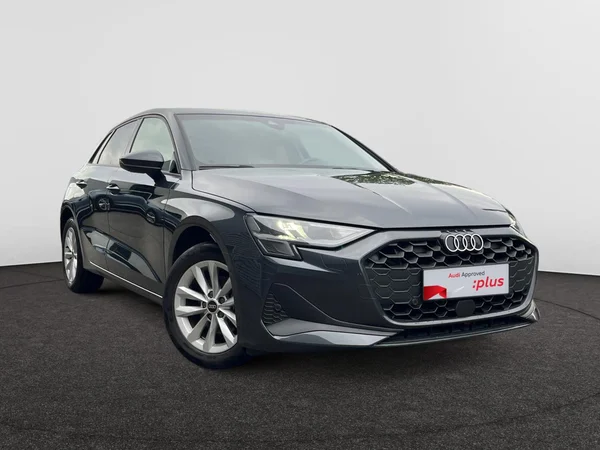AUDI A3 Sportback (2024) — foto 17 van 21